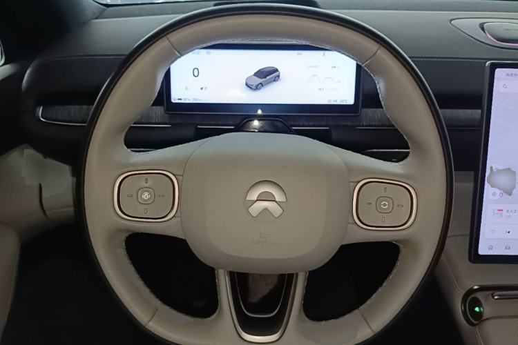 Used Nio ES6 2024 75 kWh Steering Wheel