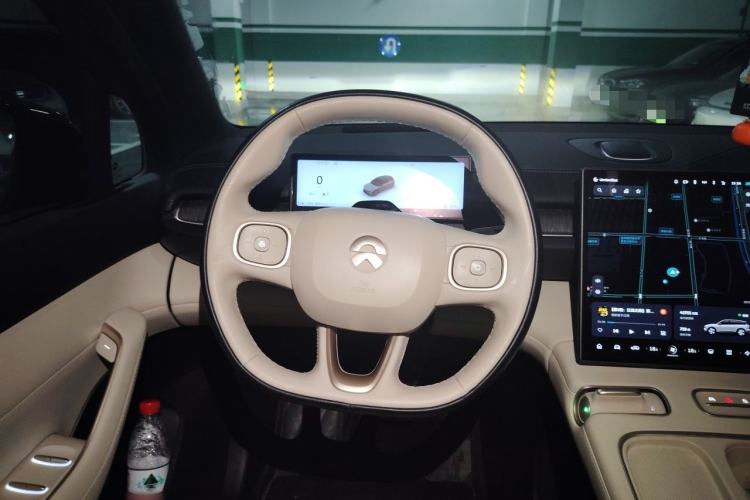 Used Nio ES6 2024 75 kWh Steering Wheel