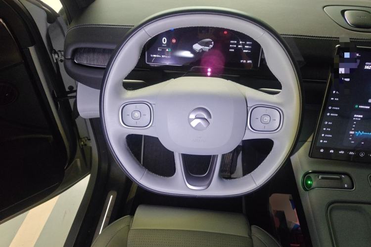 Used Nio ES6 2024 75 kWh Steering Wheel