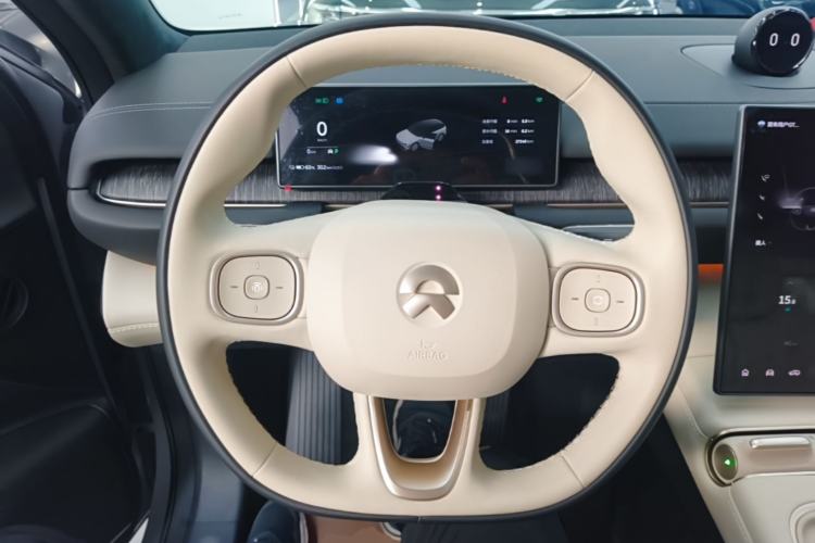 Used Nio ES6 2024 75 kWh Steering Wheel