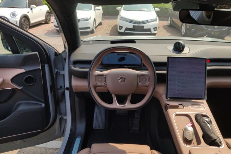 Used Nio ES6 2024 75 kWh Steering Wheel