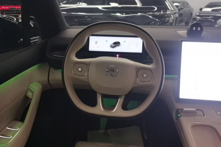 Used Nio ES6 2024 75 kWh Steering Wheel