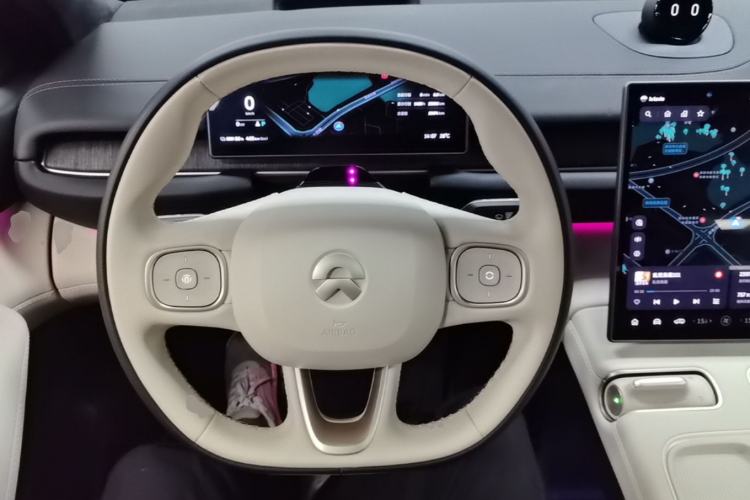 Used Nio ES6 2024 75 kWh Steering Wheel