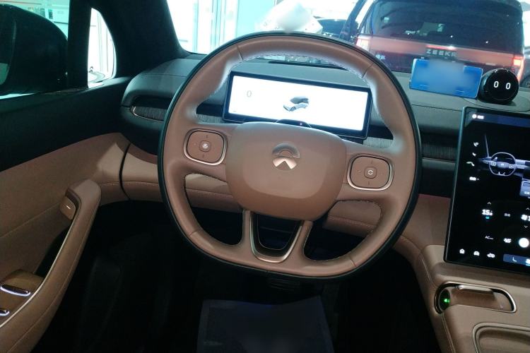 Used Nio ES6 2024 75 kWh Steering Wheel