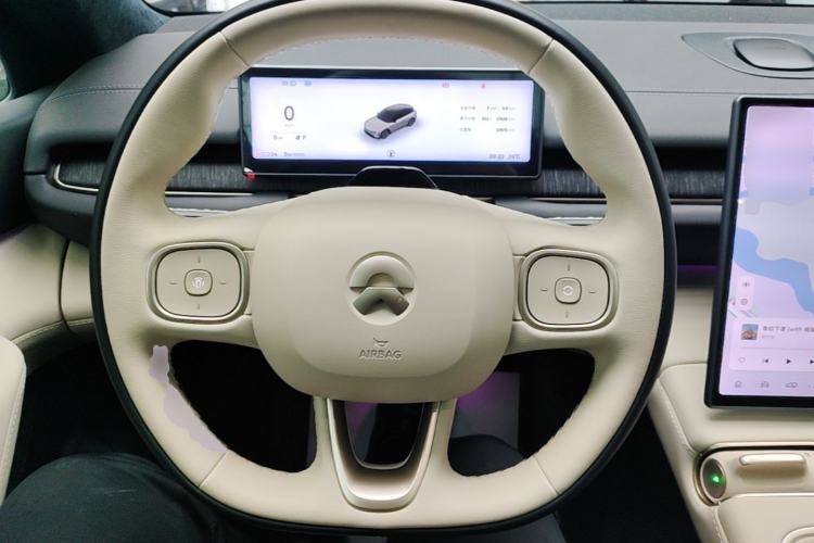 Used Nio ES6 2024 75 kWh Steering Wheel