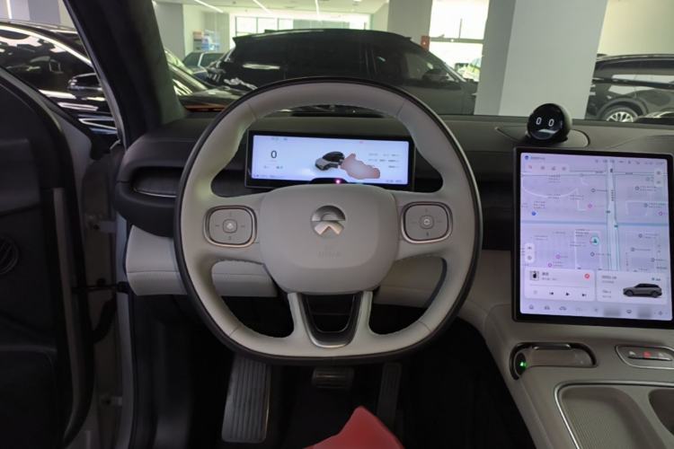 Used Nio ES6 2024 75 kWh Steering Wheel