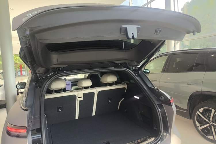 Used Nio ES6 2024 75 kWh Trunk