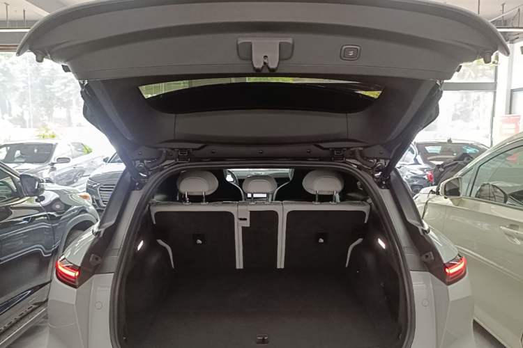 Used Nio ES6 2024 75 kWh Trunk