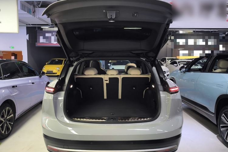 Used Nio ES6 2024 75 kWh Trunk