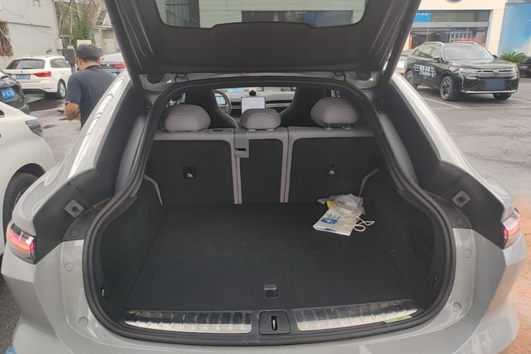 Used Nio ES6 2024 75 kWh Trunk
