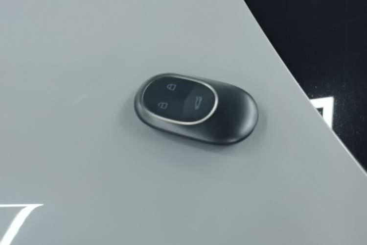 Used Nio ES6 2024 75 kWh Vehicle Key