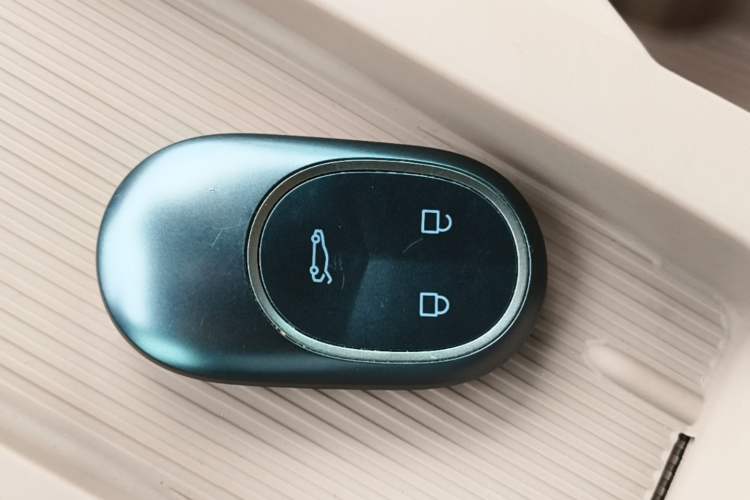 Used Nio ES6 2024 75 kWh Vehicle Key