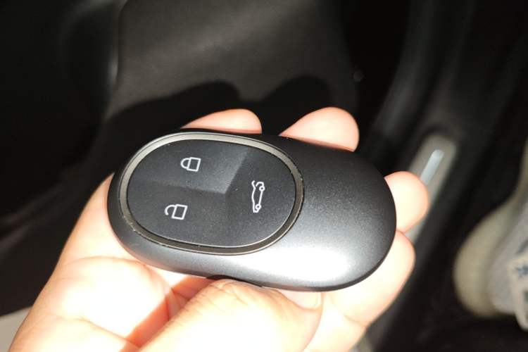 Used Nio ES6 2024 75 kWh Vehicle Key