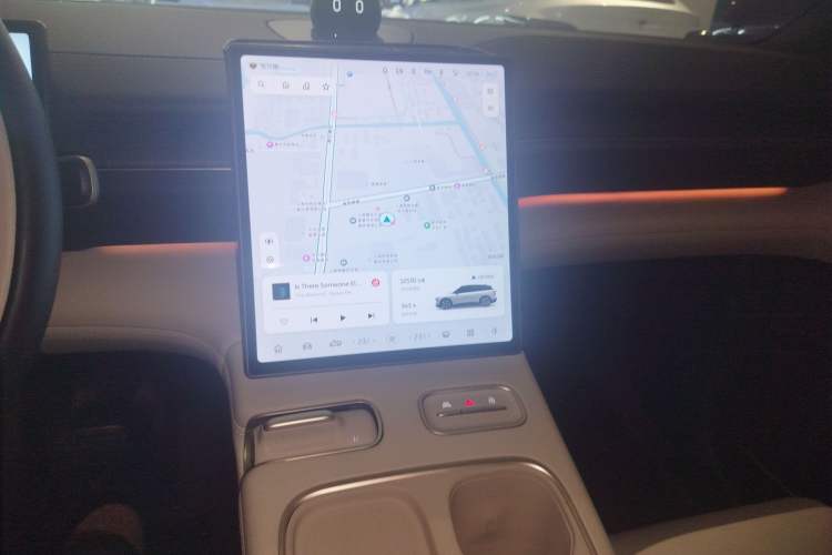 Used Nio ES6 2024 75 kWh Audio And AC Panel