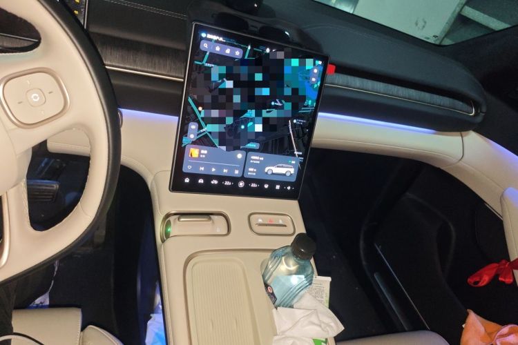 Used Nio ES6 2024 75 kWh Audio And AC Panel