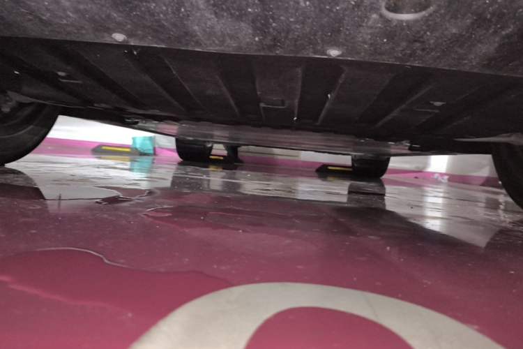 Used Nio ES6 2024 75 kWh Chassis Front