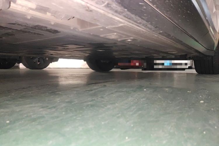 Used Nio ES6 2024 75 kWh Chassis Front Left