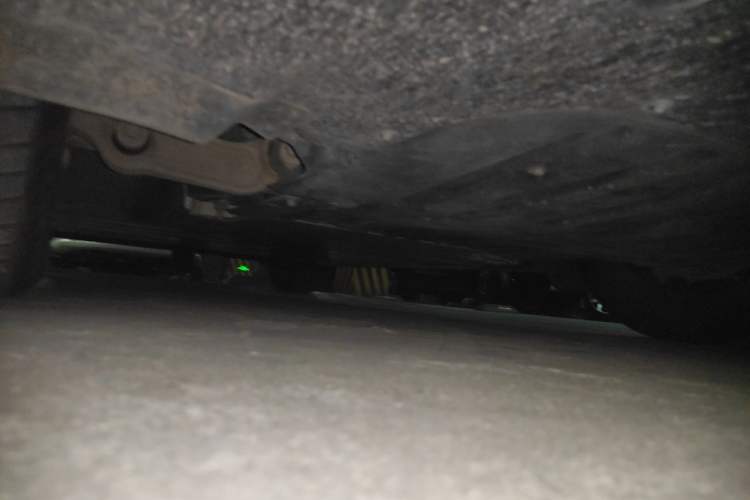 Used Nio ES6 2024 75 kWh Chassis Front Right