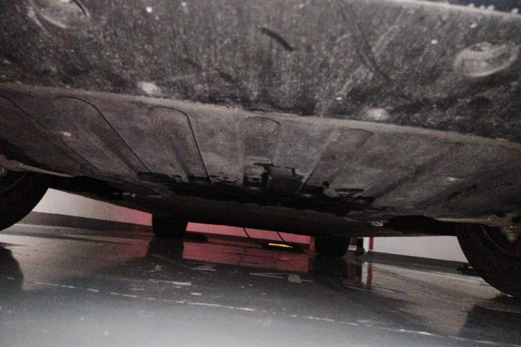 Used Nio ES6 2024 75 kWh Chassis Front