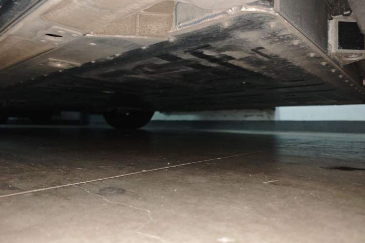 Used Nio ES6 2024 75 kWh Chassis Rear Left