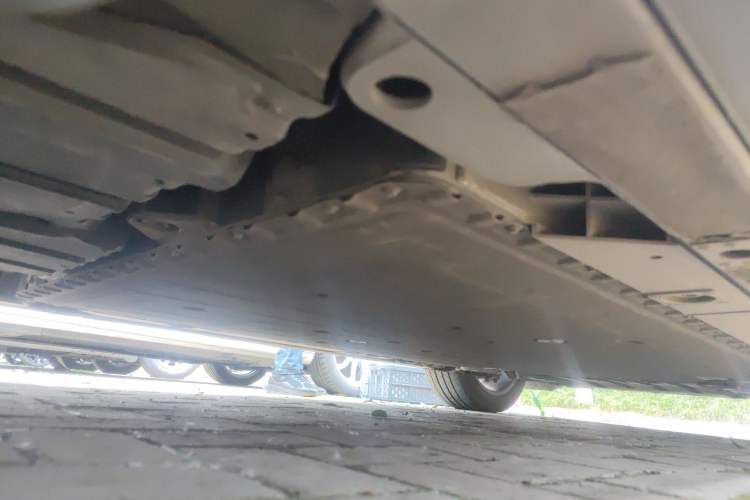 Used Nio ES6 2024 75 kWh Chassis Rear Right