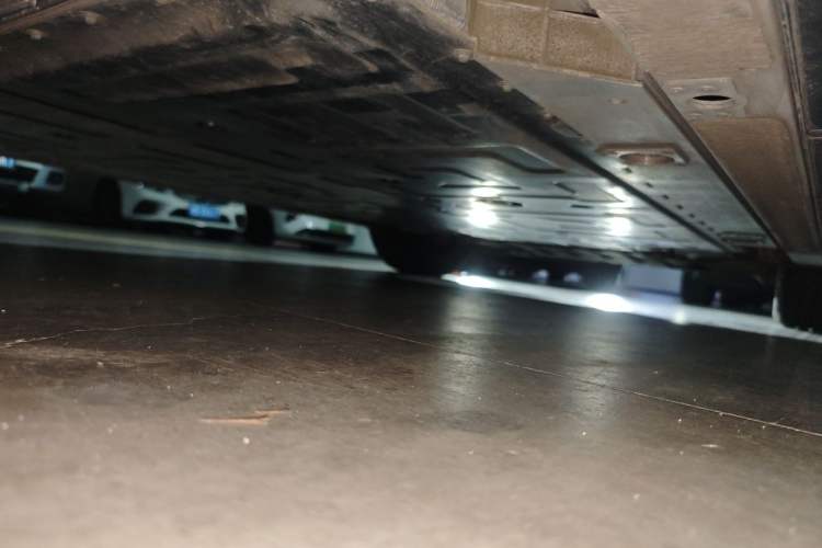 Used Nio ES6 2024 75 kWh Chassis Rear Right