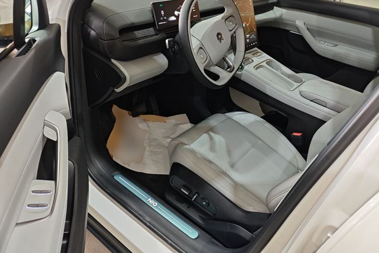 Used Nio ES6 2024 75 kWh Driver Seat