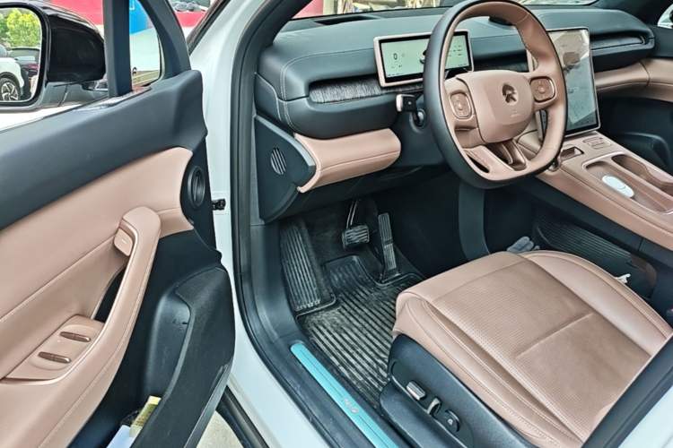 Used Nio ES6 2024 75 kWh Driver Seat