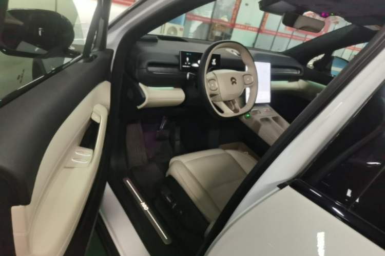 Used Nio ES6 2024 75 kWh Driver Seat