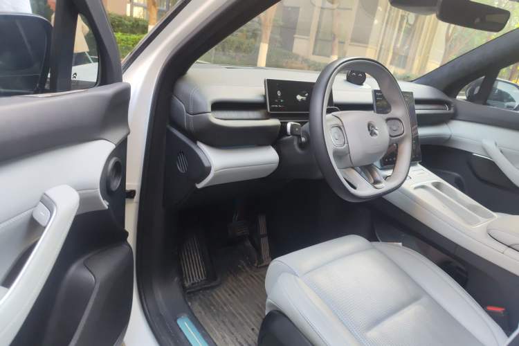 Used Nio ES6 2024 75 kWh Driver Seat