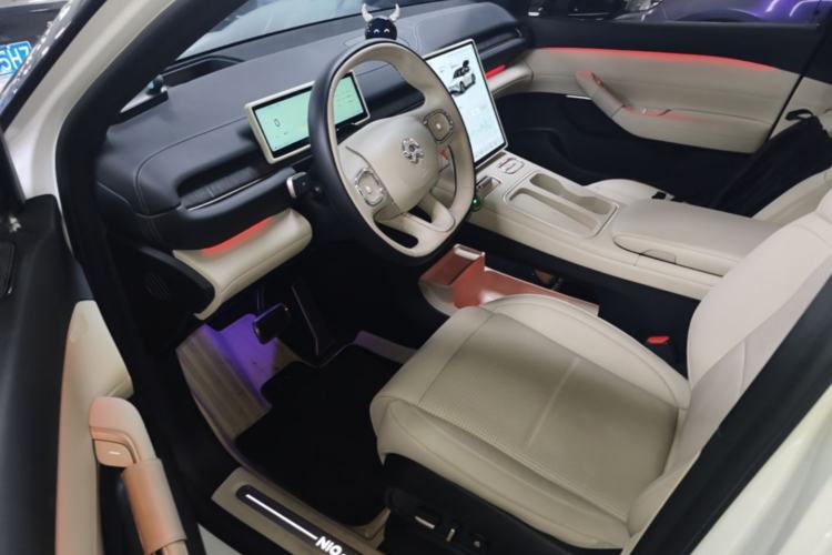 Used Nio ES6 2024 75 kWh Driver Seat