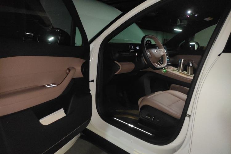 Used Nio ES6 2024 75 kWh Driver Seat
