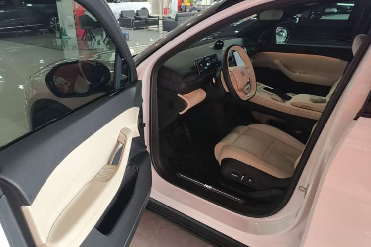 Used Nio ES6 2024 75 kWh Driver Seat
