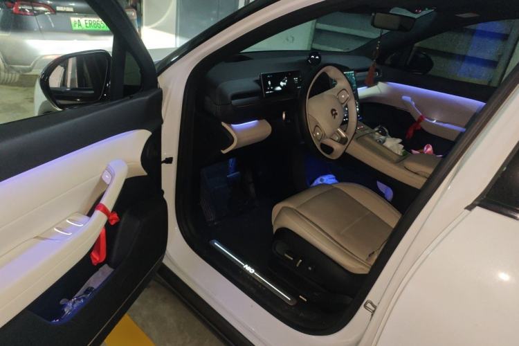 Used Nio ES6 2024 75 kWh Driver Seat