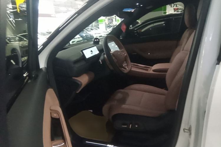 Used Nio ES6 2024 75 kWh Driver Seat