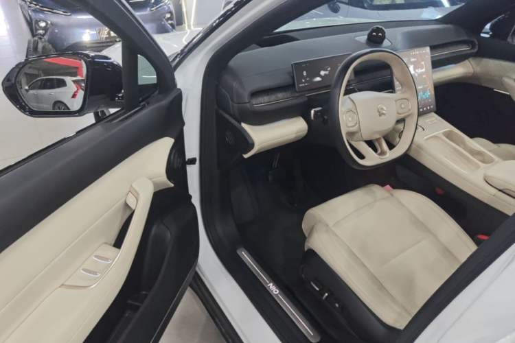 Used Nio ES6 2024 75 kWh Driver Seat