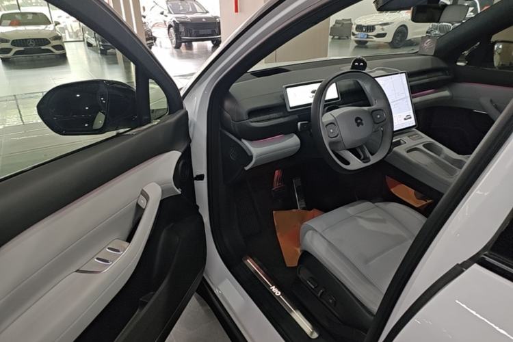 Used Nio ES6 2024 75 kWh Driver Seat