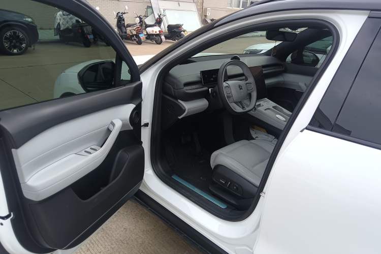 Used Nio ES6 2024 75 kWh Driver Seat