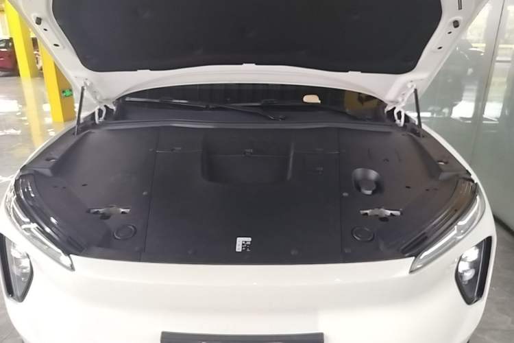 Used Nio ES6 2024 75 kWh Engine Bay