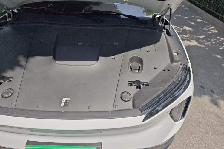 Used Nio ES6 2024 75 kWh Engine Bay Left