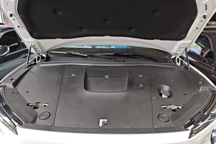 Used Nio ES6 2024 75 kWh Engine Bay