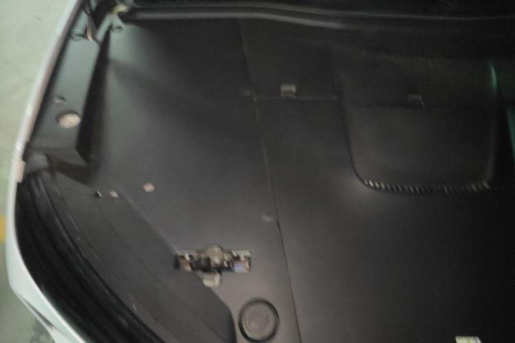 Used Nio ES6 2024 75 kWh Engine Bay Right