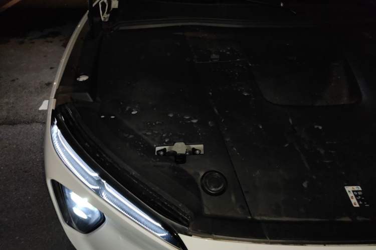 Used Nio ES6 2024 75 kWh Engine Bay Right