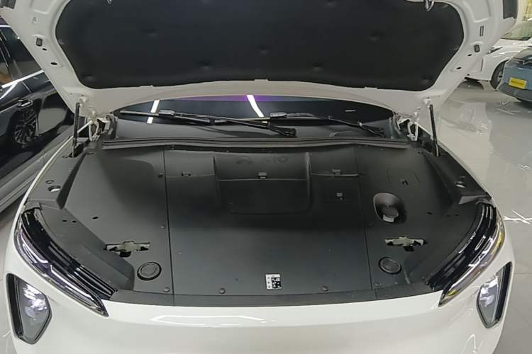 Used Nio ES6 2024 75 kWh Engine Bay
