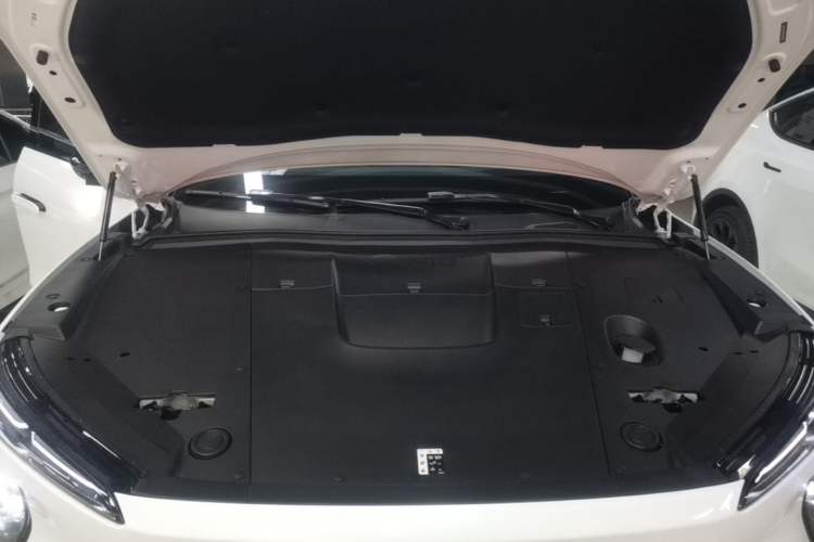 Used Nio ES6 2024 75 kWh Engine Bay