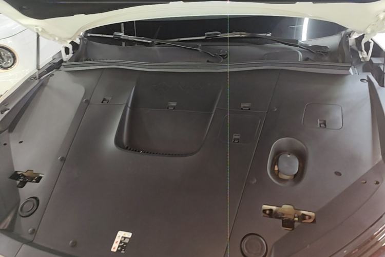 Used Nio ES6 2024 75 kWh Engine Bay