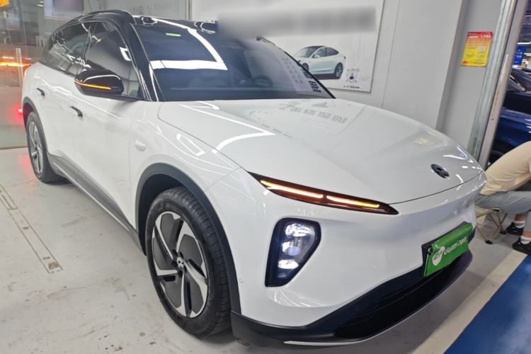 Used Nio ES6 2024 75 kWh Exterior 1