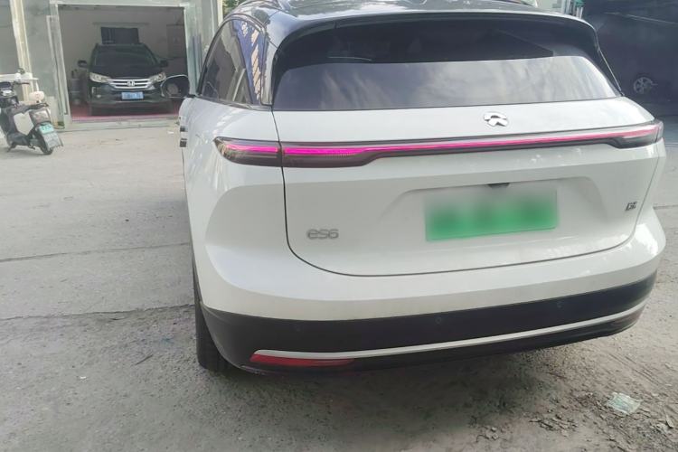 Used Nio ES6 2024 75 kWh Exterior 2