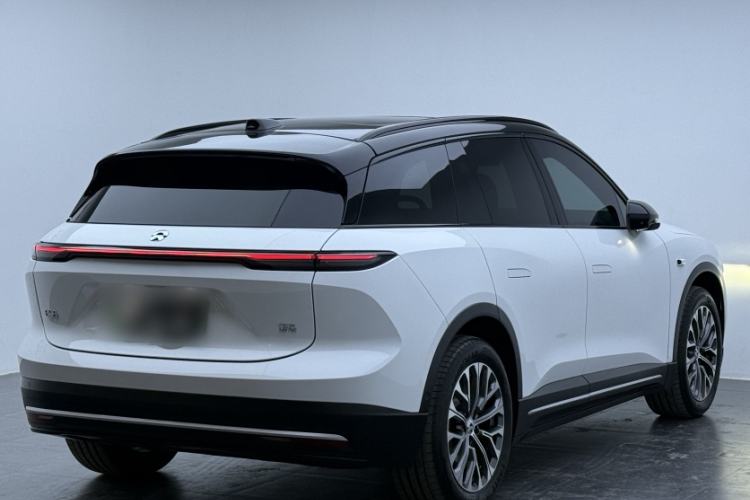 Used Nio ES6 2024 75 kWh Exterior 2