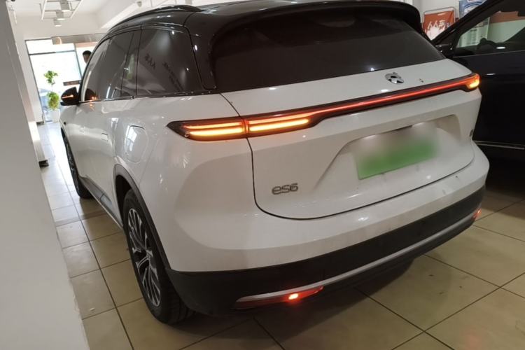 Used Nio ES6 2024 75 kWh Exterior 2